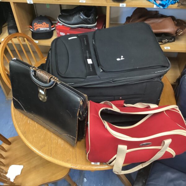 Vintage doctor's briefcase in a bag lot.