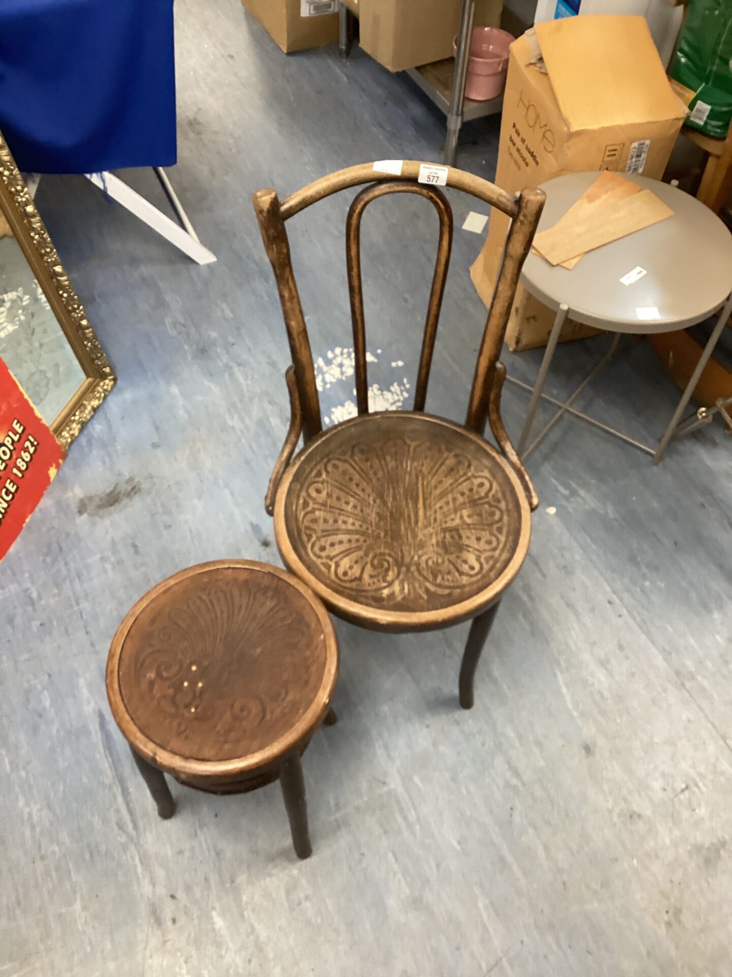 577 bentwood chair & stool
