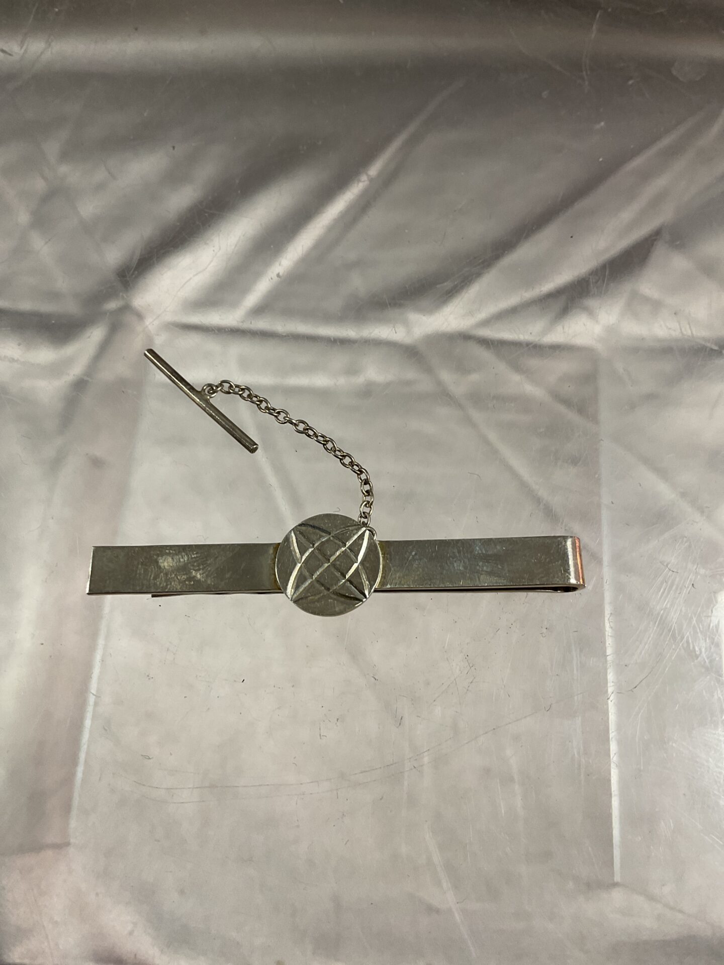 814 Hallmarked silver Tie clip with safety chain