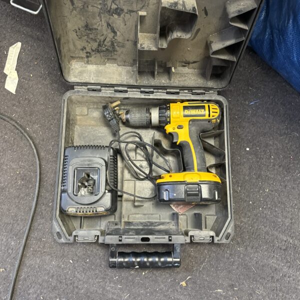 Dewalt DC730CA cordless drill in open carrying case.