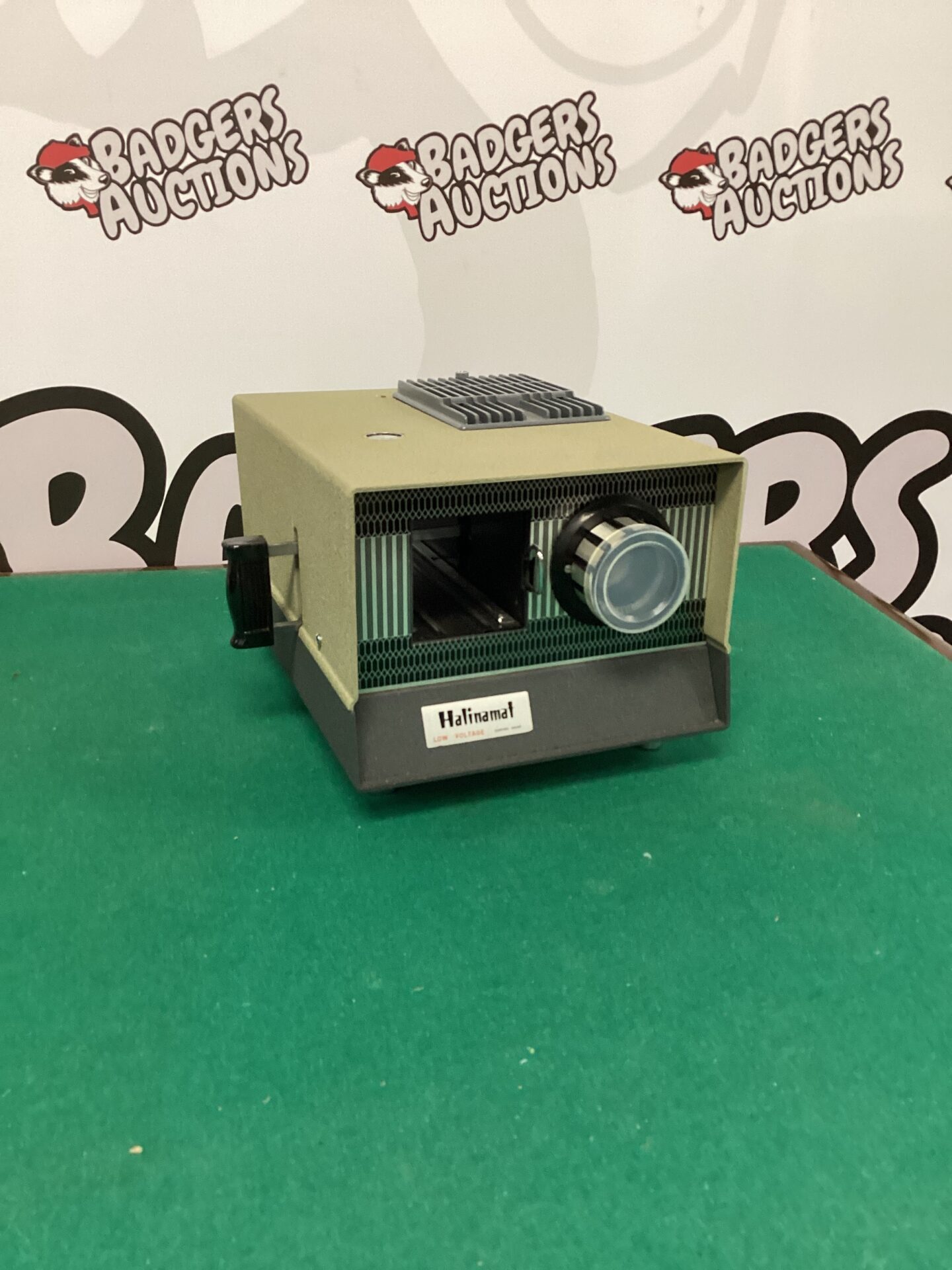 090 Halinamat low voltage automatic slide projector