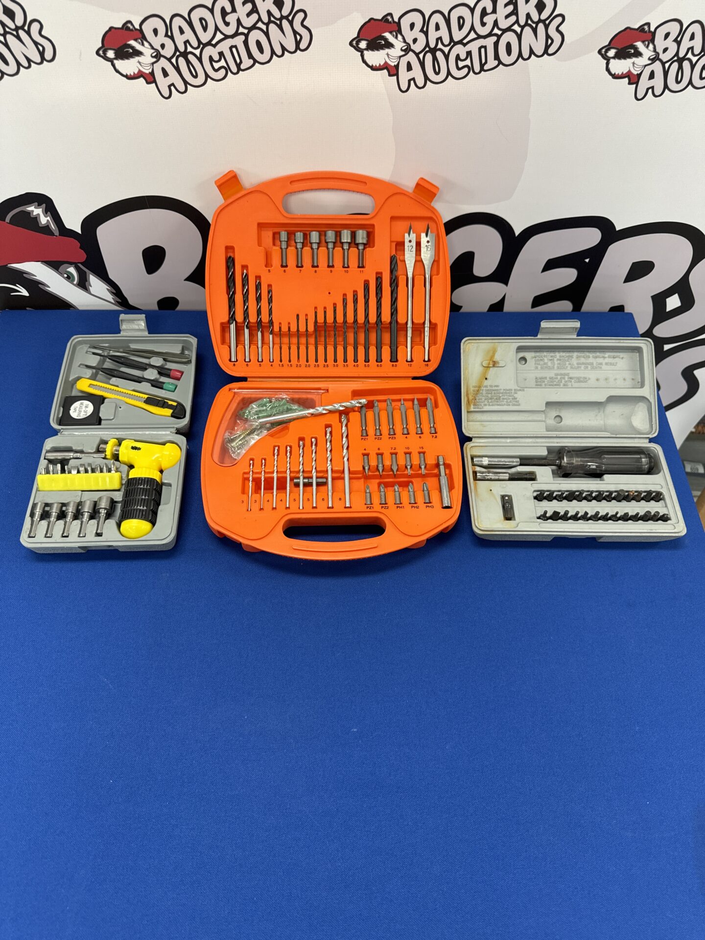 739 Two screwdriver sets with a drill bit set
