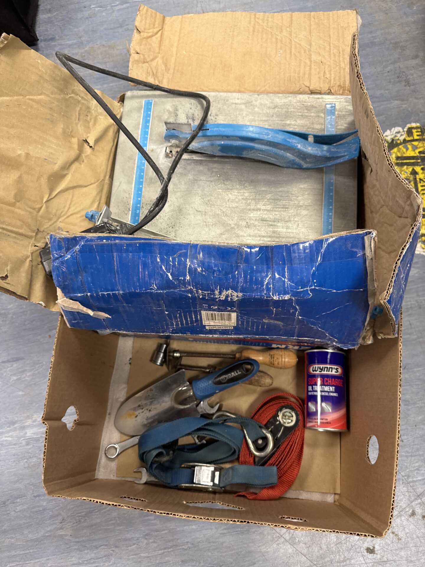 741 Box of mixed items inc a ferm electric tile cutter (working)