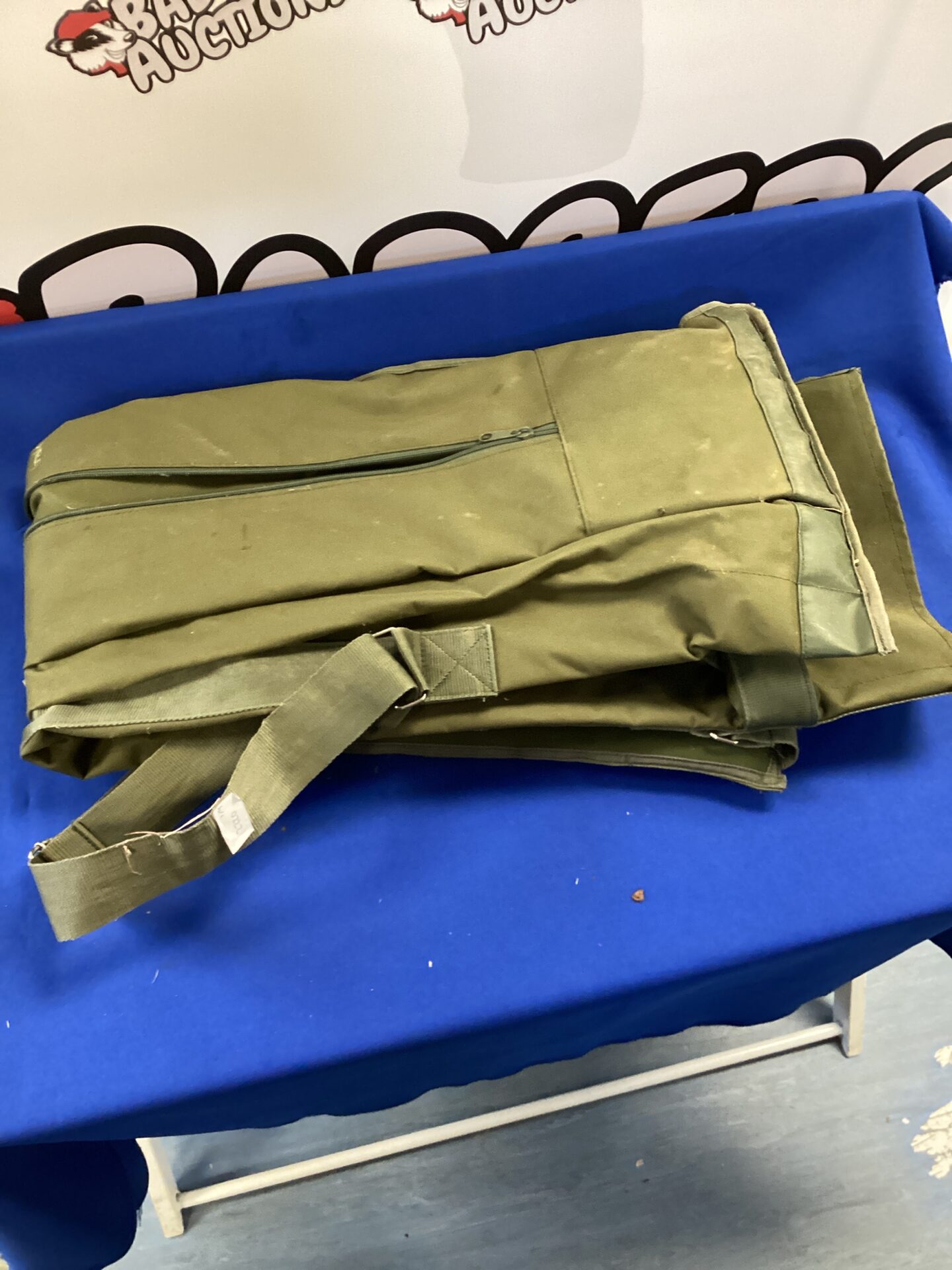 471 Trakker fishing rod bag