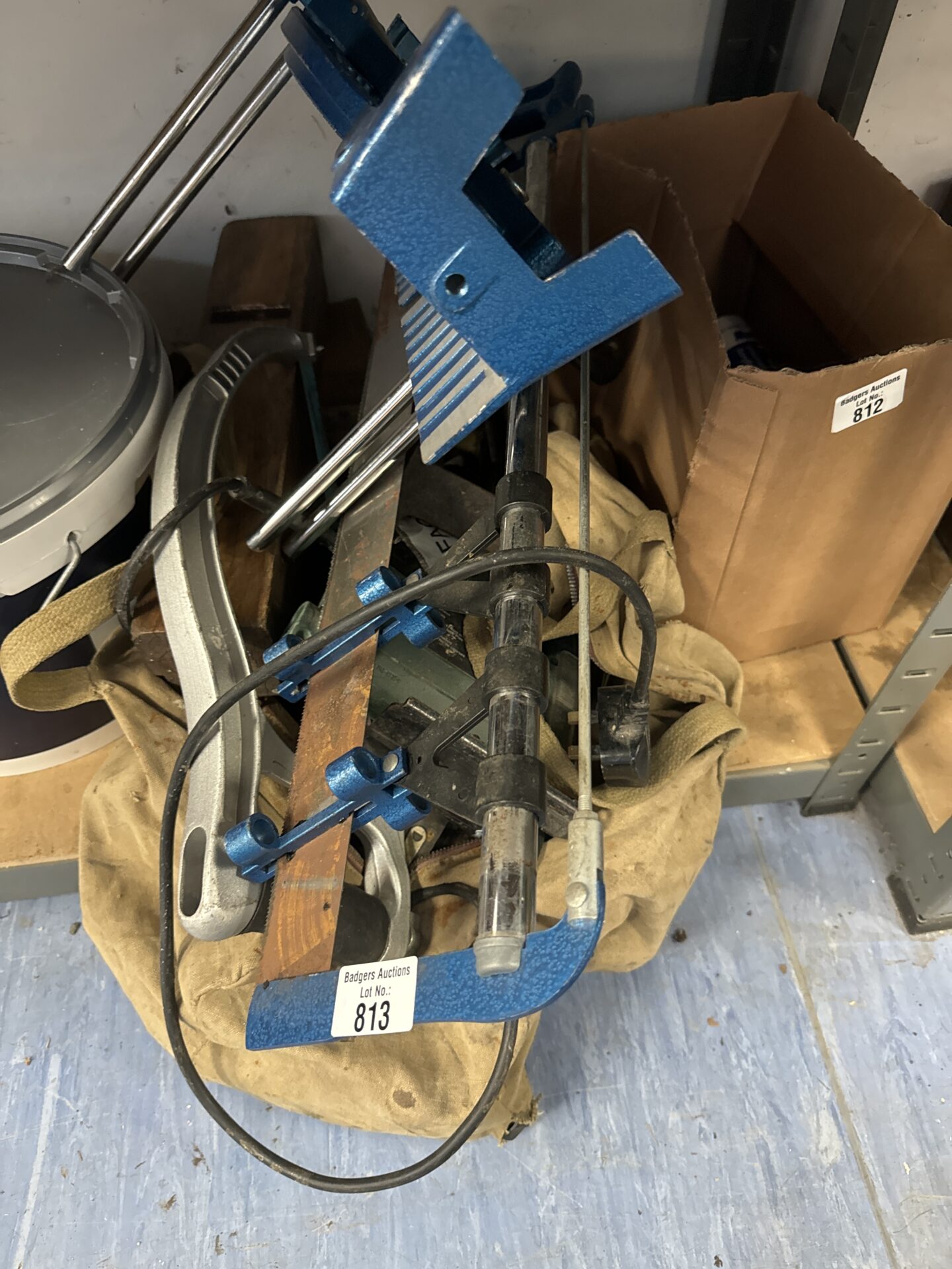813 Bag of shed clearance items