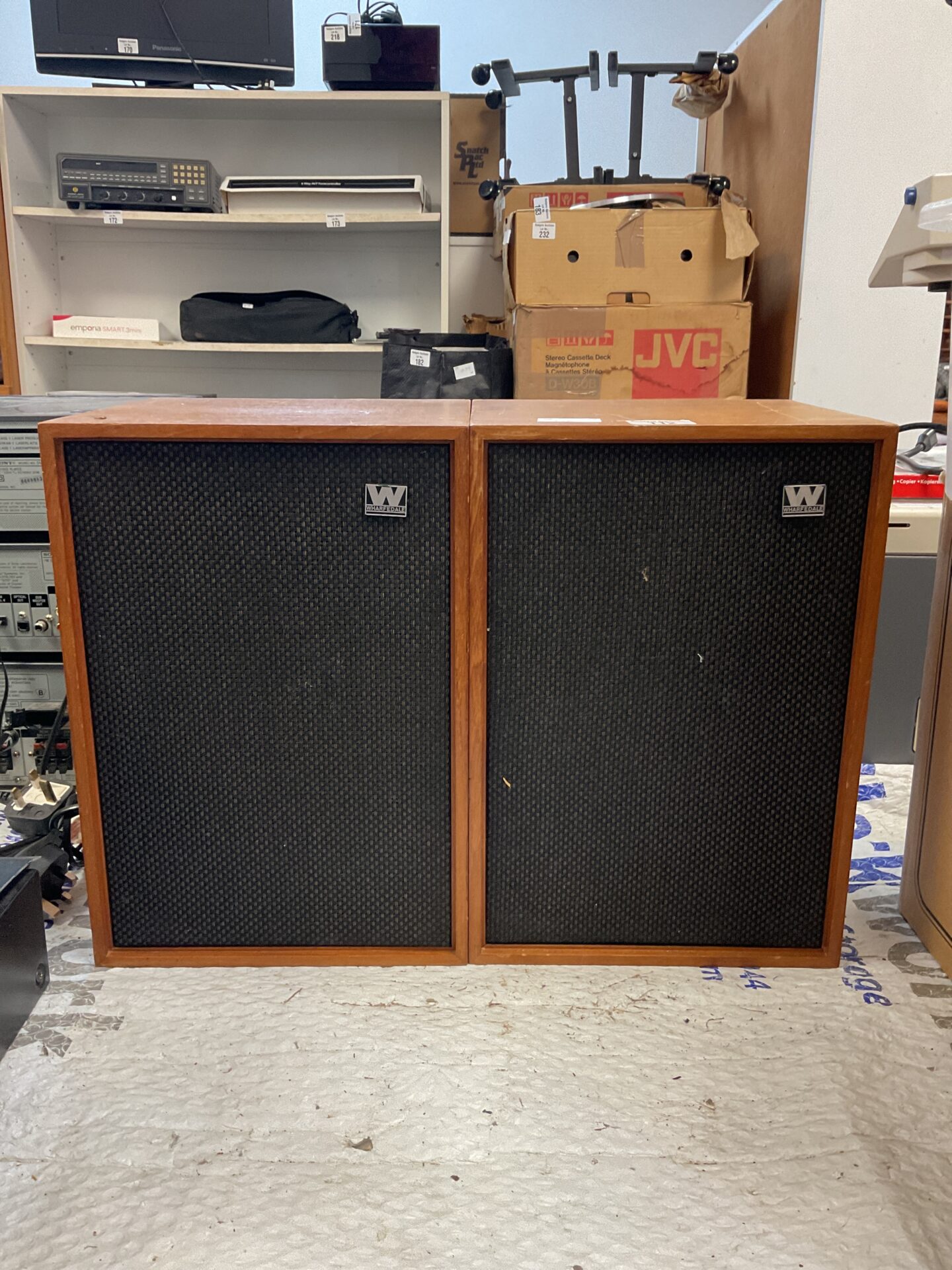 112 Pair of wharfedale denton 2 speakers
