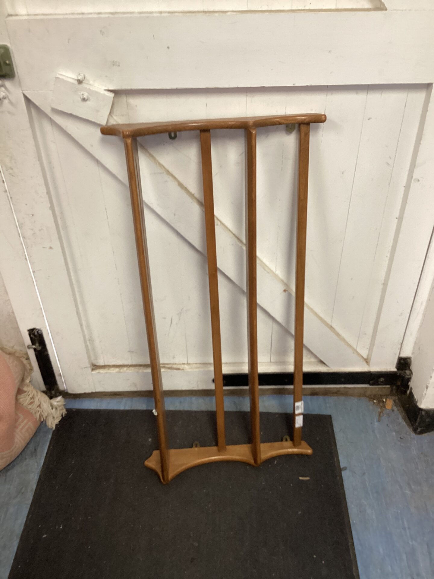 493 Ercol wall mounted plate rack