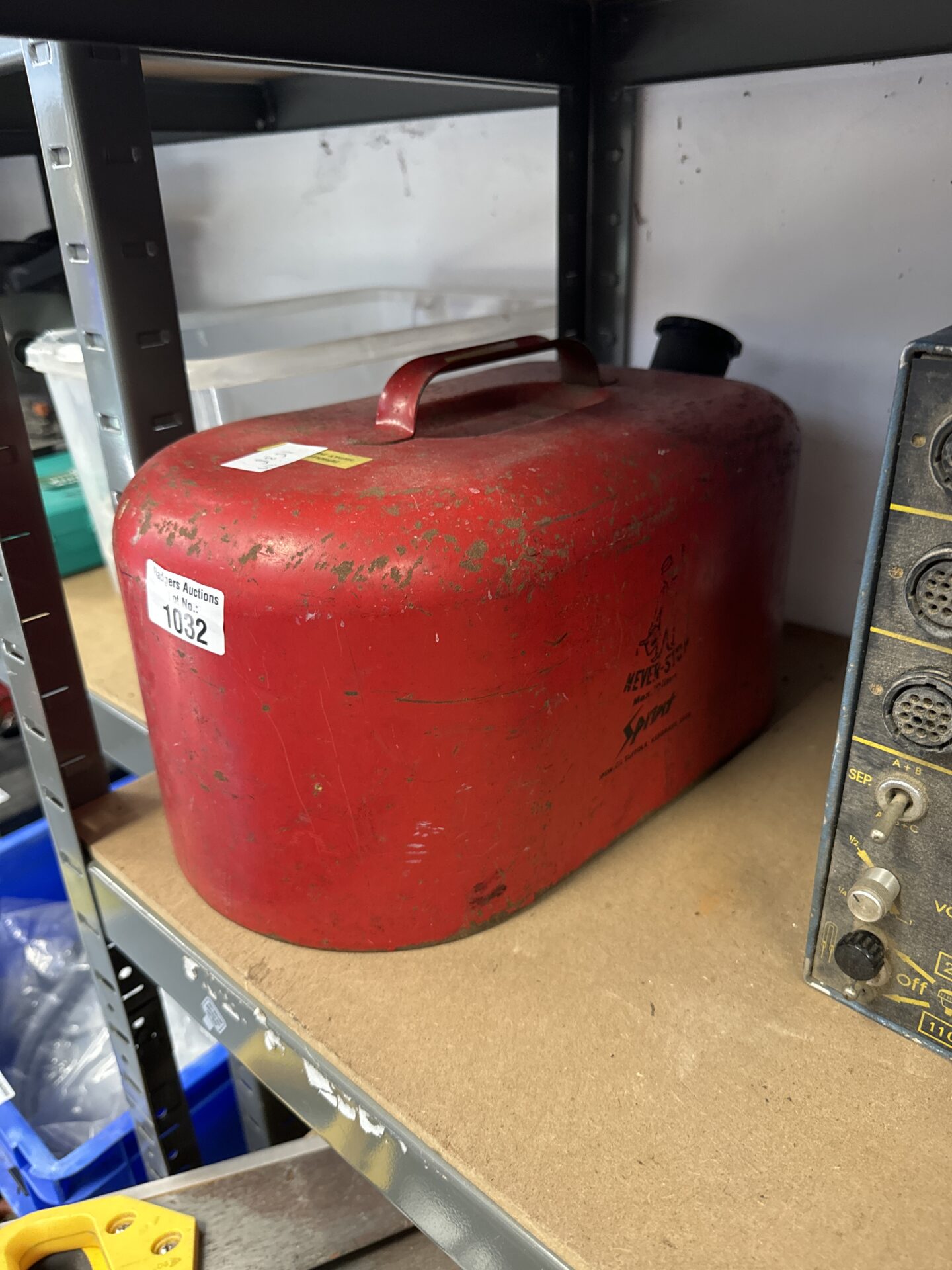 913 Vintage never-stop 10l metal fuel can
