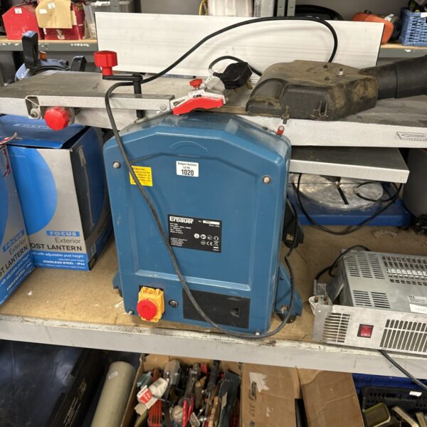 Used Erbauer EPT1500 wood planer for woodworking projects.