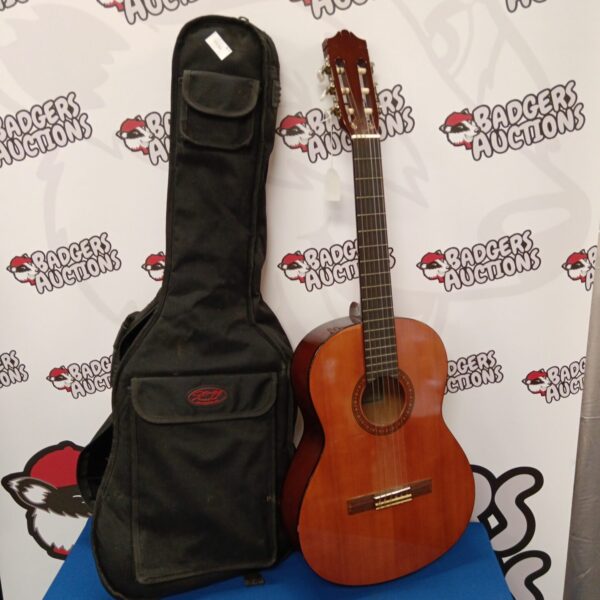 Yamaha CS40 child's acoustic guitar with case.