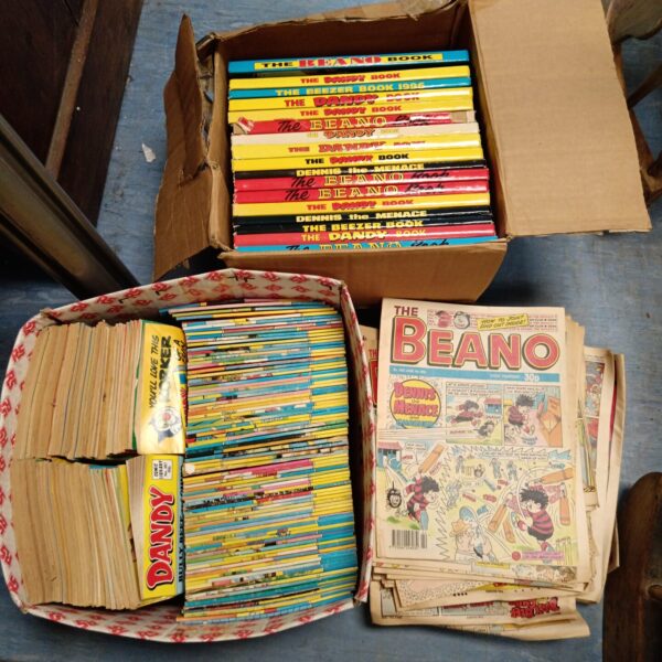 Vintage Beano and Dandy comics and annuals in two boxes.