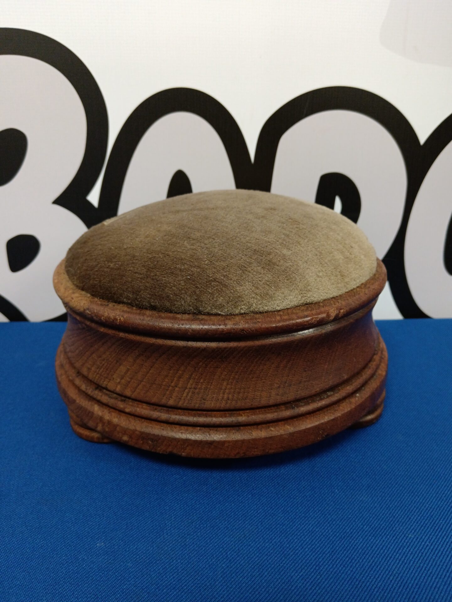 054 Small vintage turned wood child’s footstool