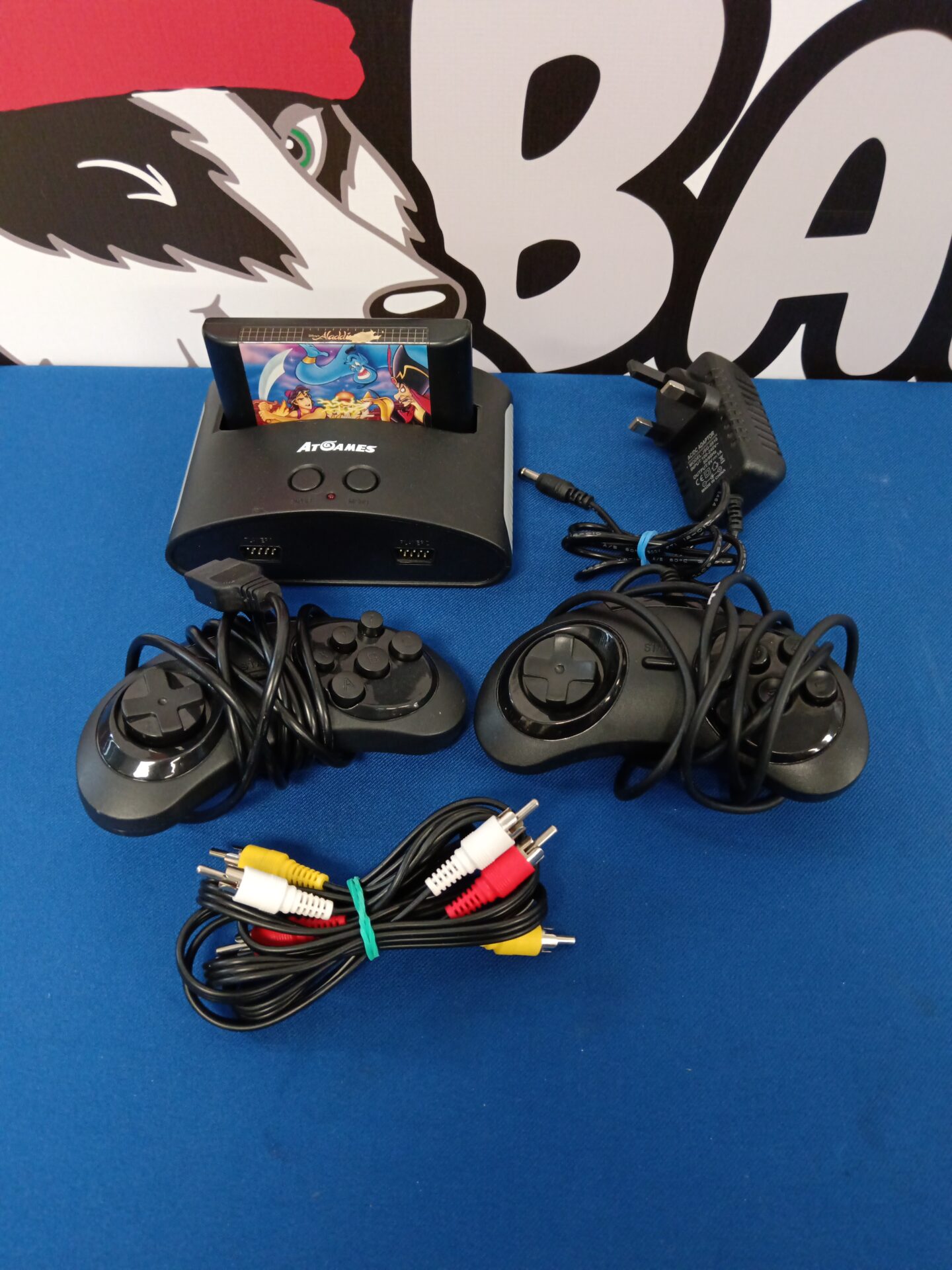 085 At games sega mega drive mini console