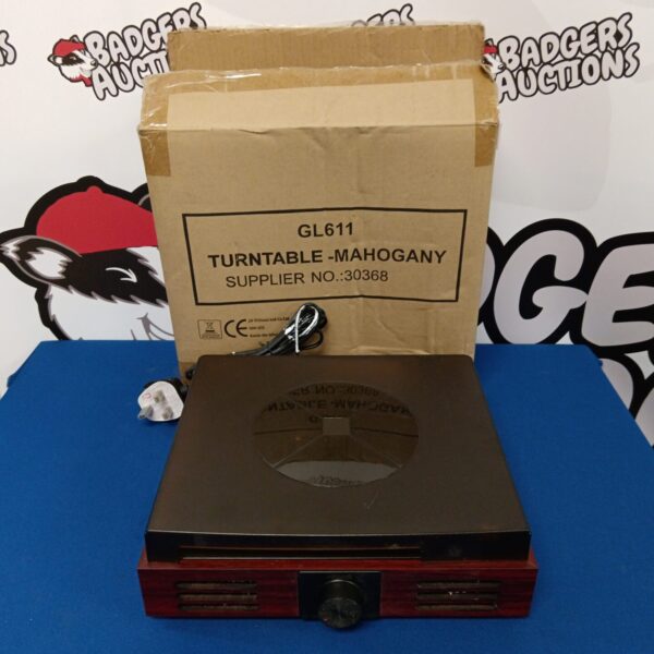 Vintage GL611 record player in used condition.