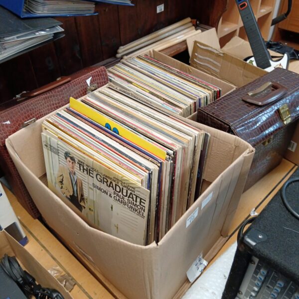 Vinyl records lot featuring Simon & Garfunkel albums.