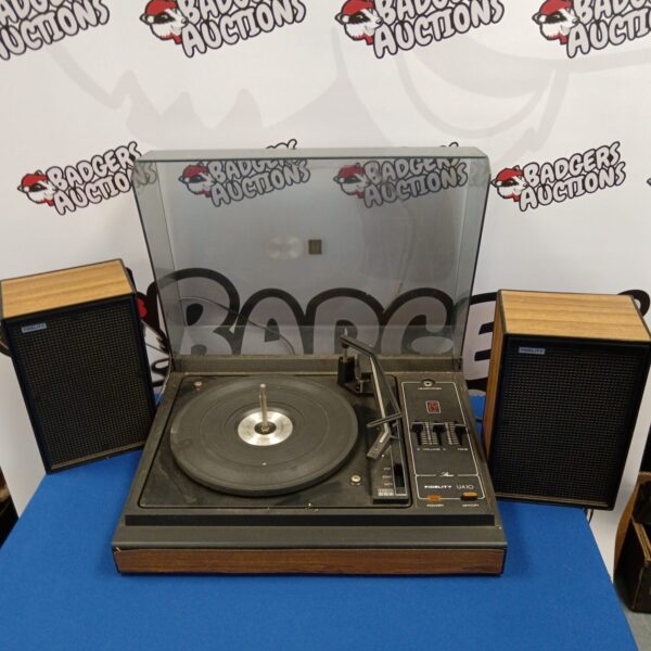 Vintage Fidelity UA10 record player with wooden cabinet.