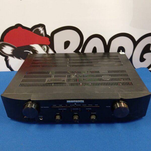 Black Marantz PM6005 integrated amplifier for hi-fi audio systems.