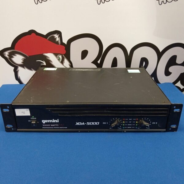 Gemini xga-5000 power amplifier, rack-mountable audio equipment.