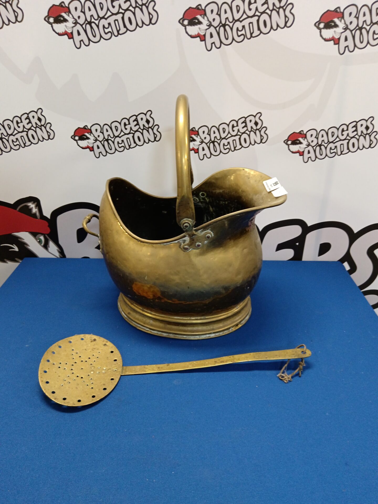 066 Vintage brass coal scuttle