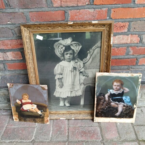 Victorian gilt framed photograph of a young girl in a portrait.