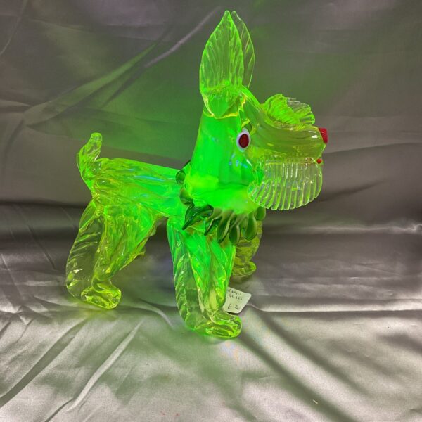 Vibrant green Murano glass Scottie dog sculpture, front view.