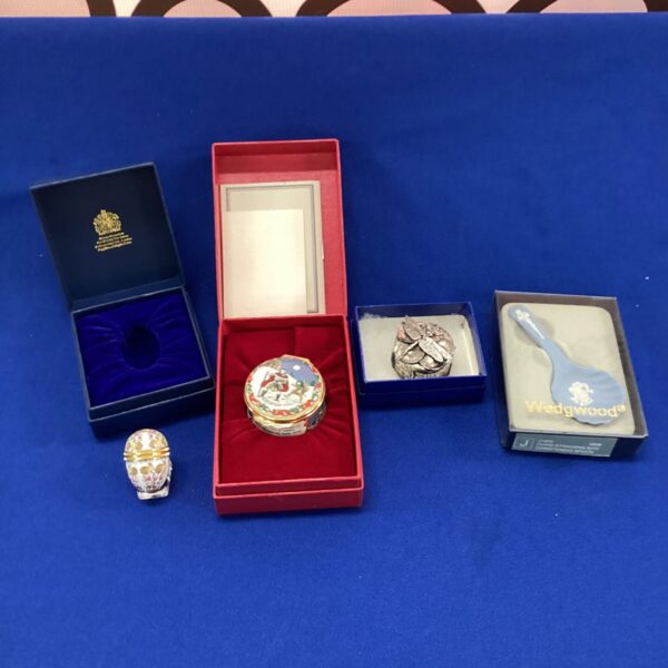 Wedgwood Jasperware trinket pot in Halcyon Days presentation box.