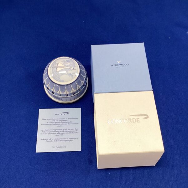 Wedgwood Concorde paperweight, a commemorative aviation collectable.