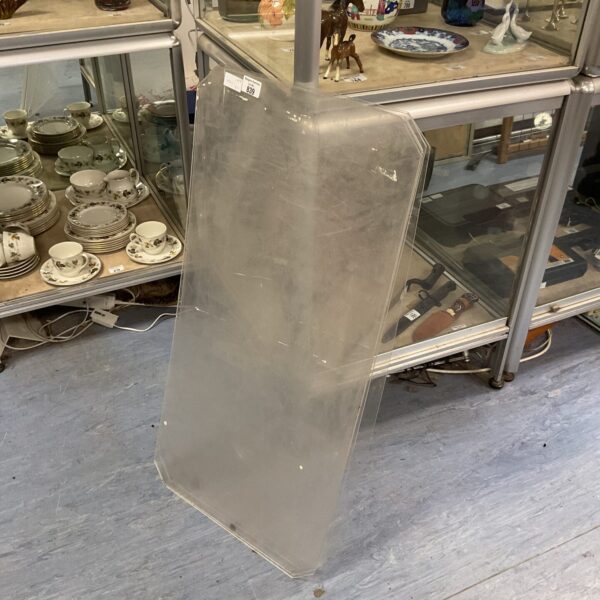 Lot of five acrylic perspex sheets for DIY projects.