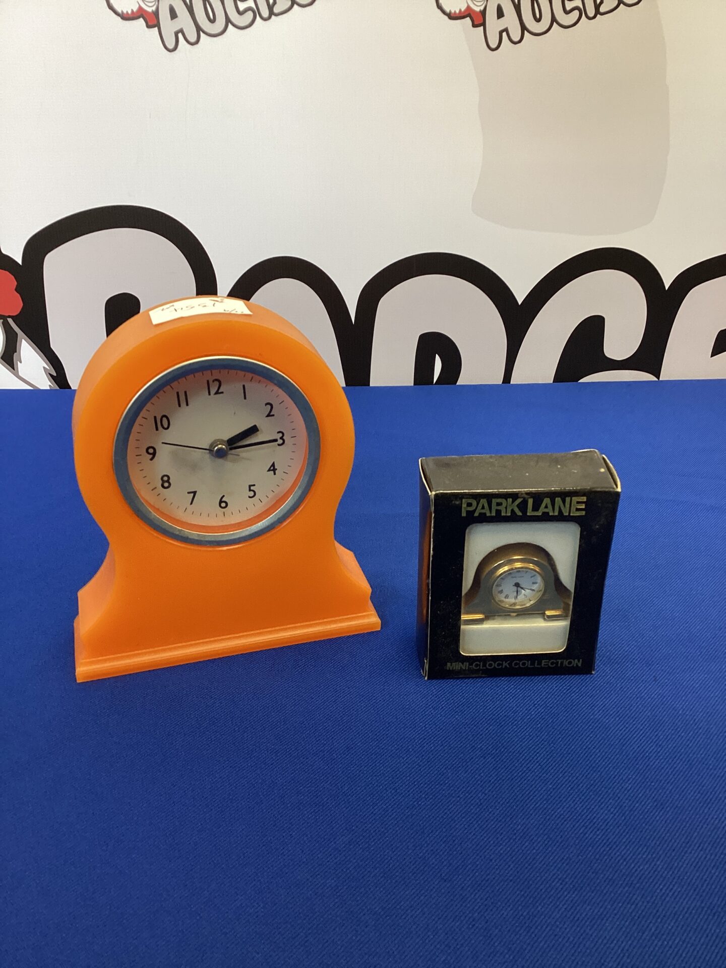 210 Park lane and orange Mantle clock working