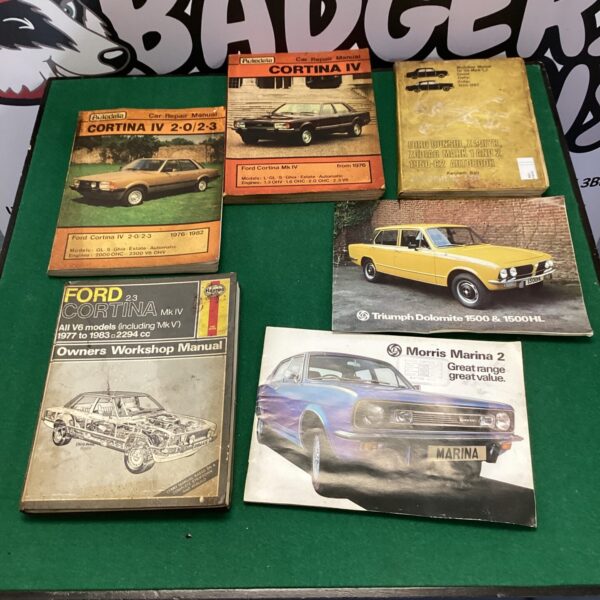 Classic car manuals including Ford Cortina Haynes and Autodata guides.