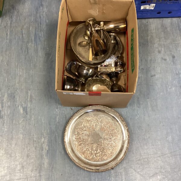 Antique silverplate salvers in a mixed lot, vintage serving trays.