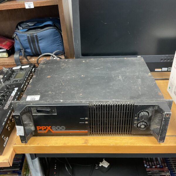 Vintage PPX 900 amplifier unit for audio enthusiasts.