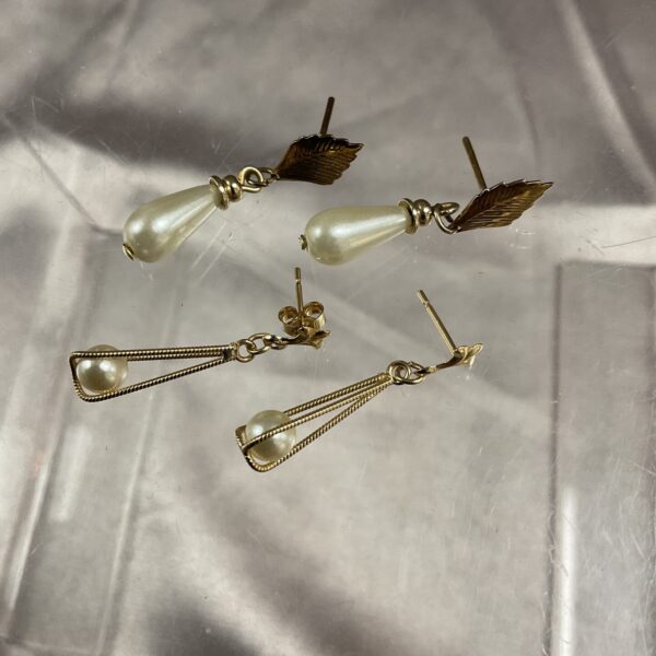 Vintage 9ct gold pearl drop earrings, elegant jewellery.