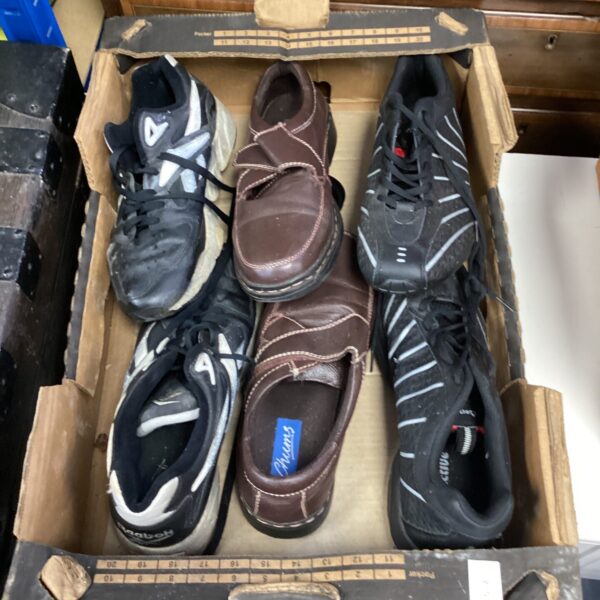 Mixed lot of trainers including Reebok size 10 and 12.