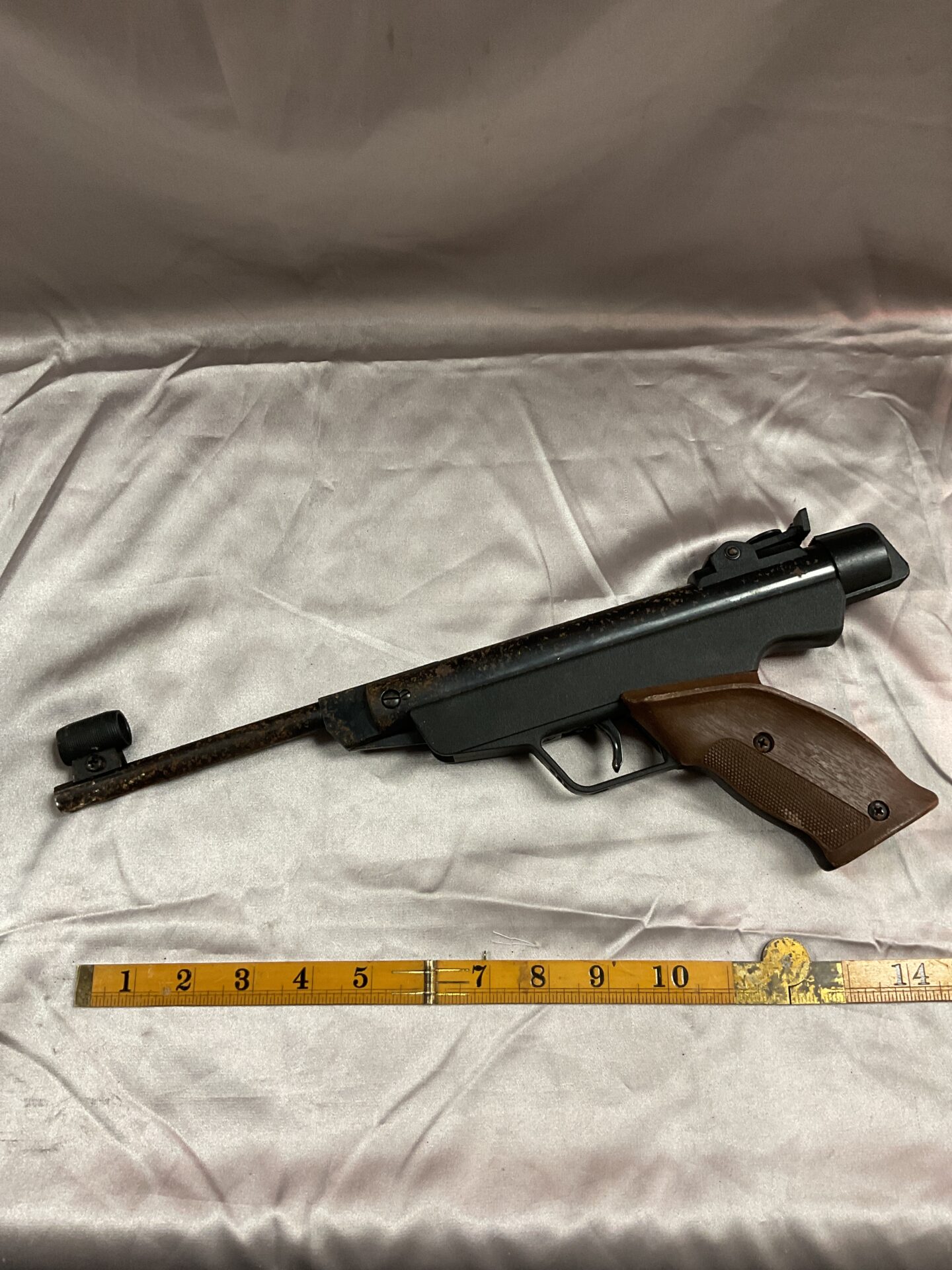 902 Vintage Diana .177 Air Pistol