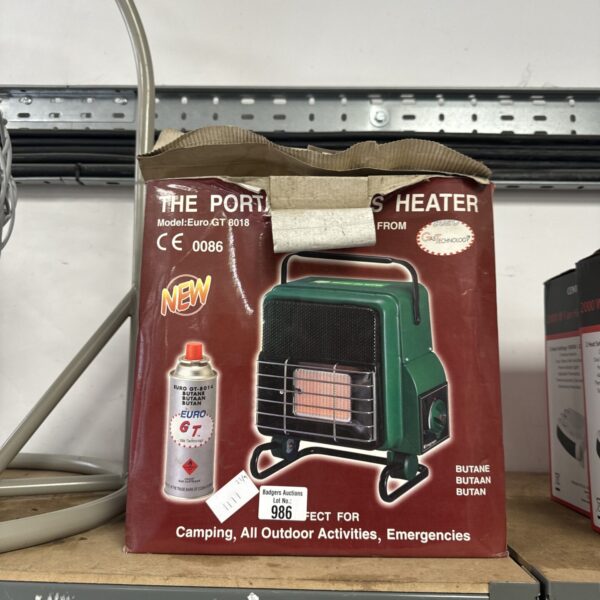 Portable butane gas heater GT818 for outdoor use.