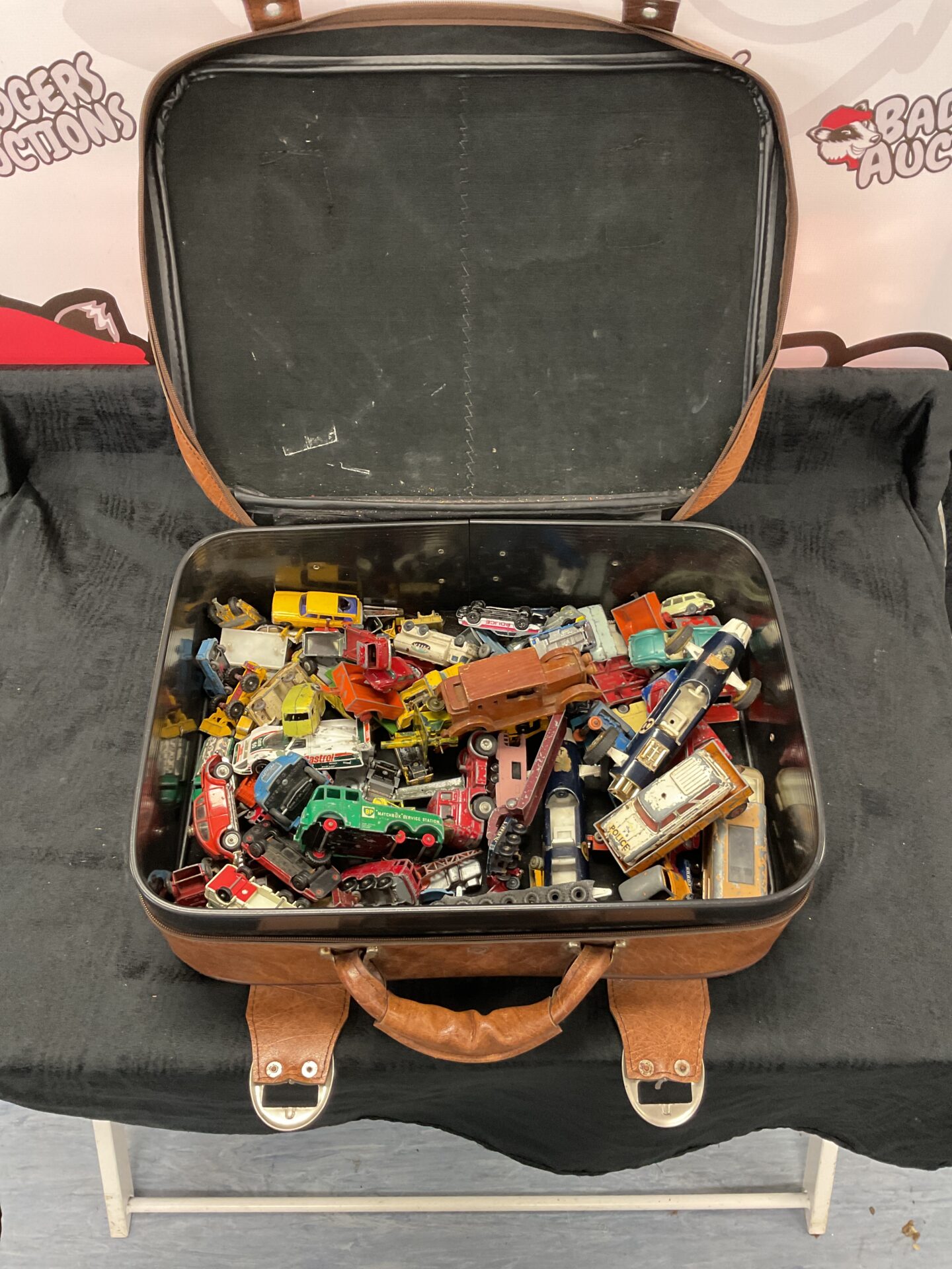 452 Collection of corgi, dinky, matchbox and triang diecast vehicles