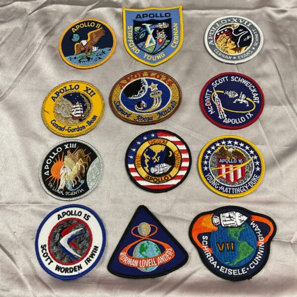 Vintage Apollo program cloth patches, a collectible lot.