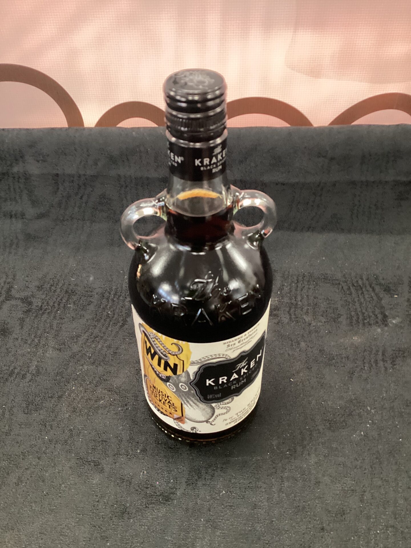 923 Bottle of the kraken black spiced rum 700ml