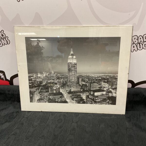 Vintage New York skyline print featuring the Empire State Building.