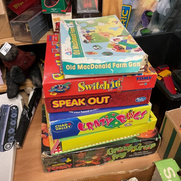 Lot of vintage childrens board games for collectors.
