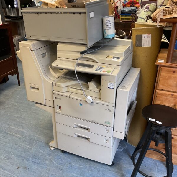 Used Ricoh Aficio 220 office printer for parts or restoration.