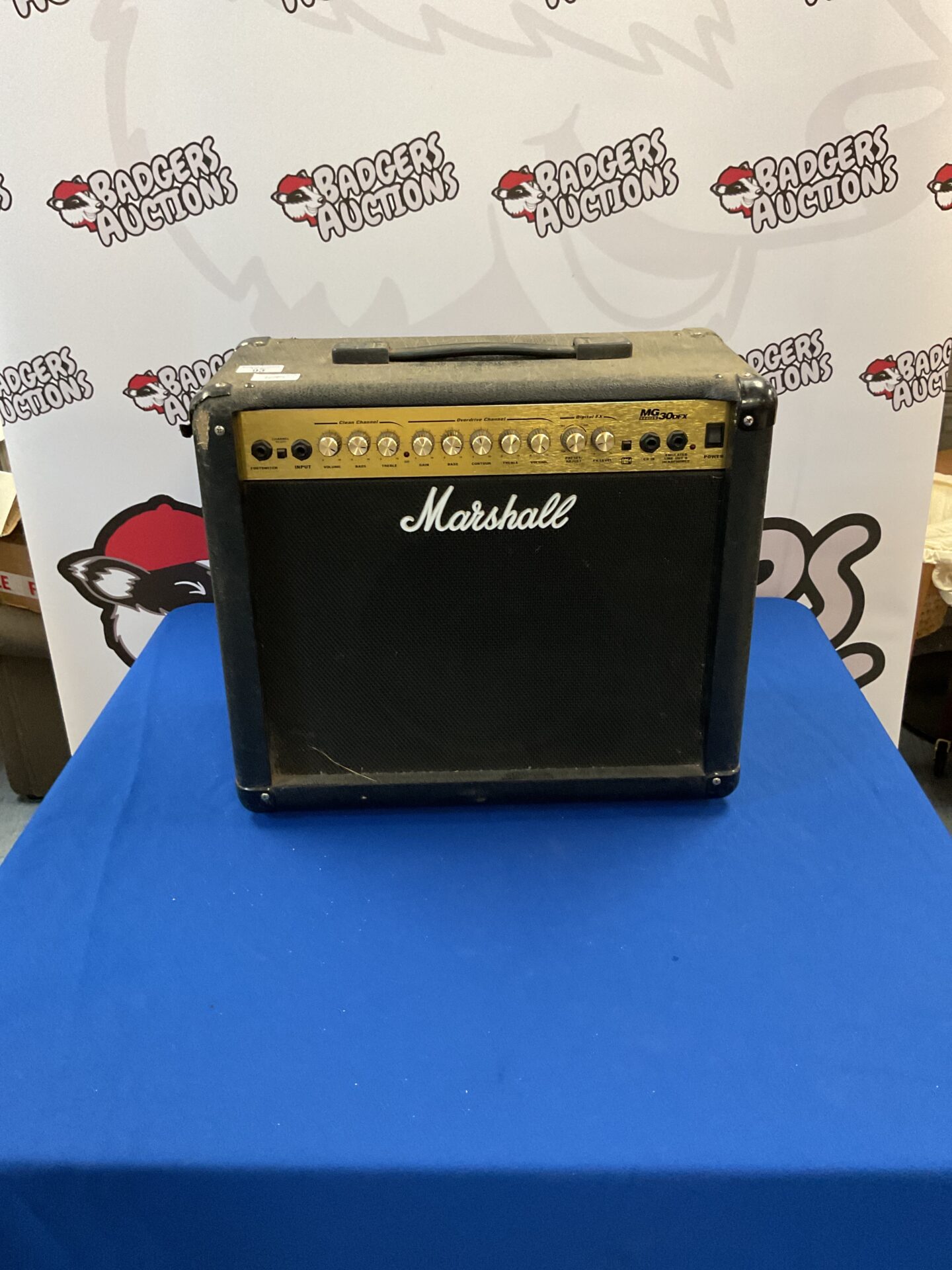 093 Marshall mg series 30dfx bass amplifier