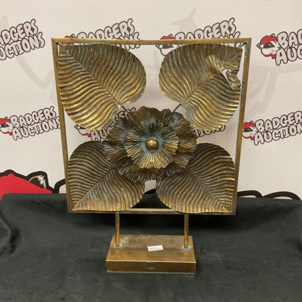 Ptmd floral leaf wall panel with brass effect finish.