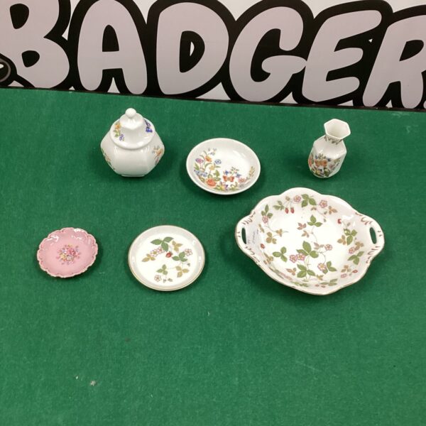 Vintage Aynsley porcelain bowl with a delicate floral pattern.