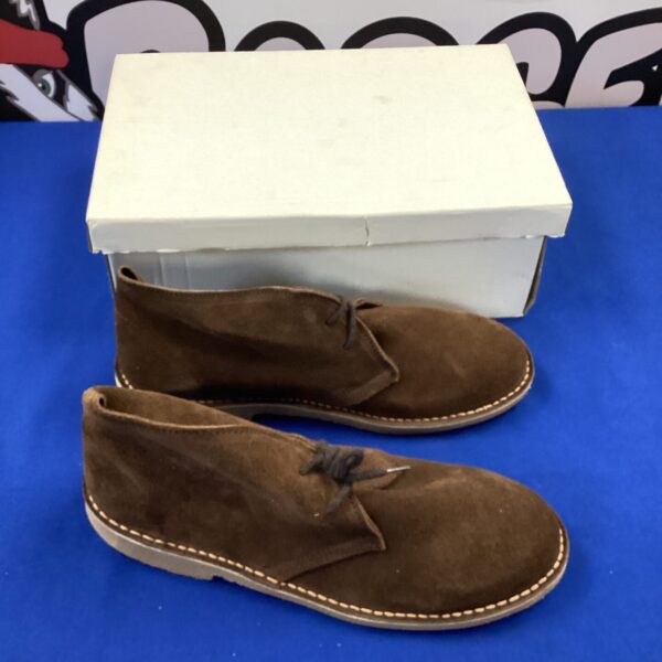New brown leather desert boots, size 10, in excellent condition.