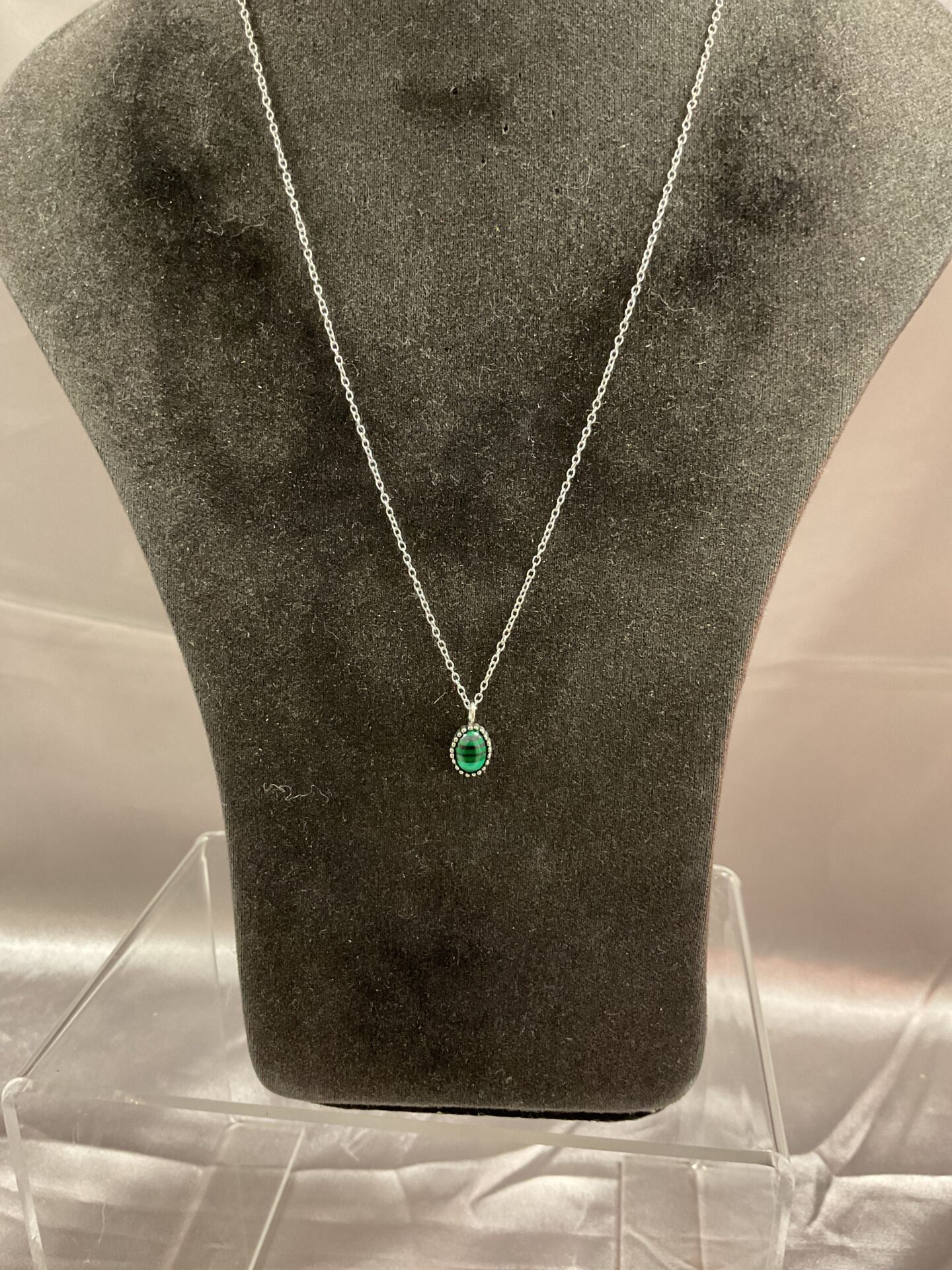 777 925 silver malachite pendant and 18”necklace