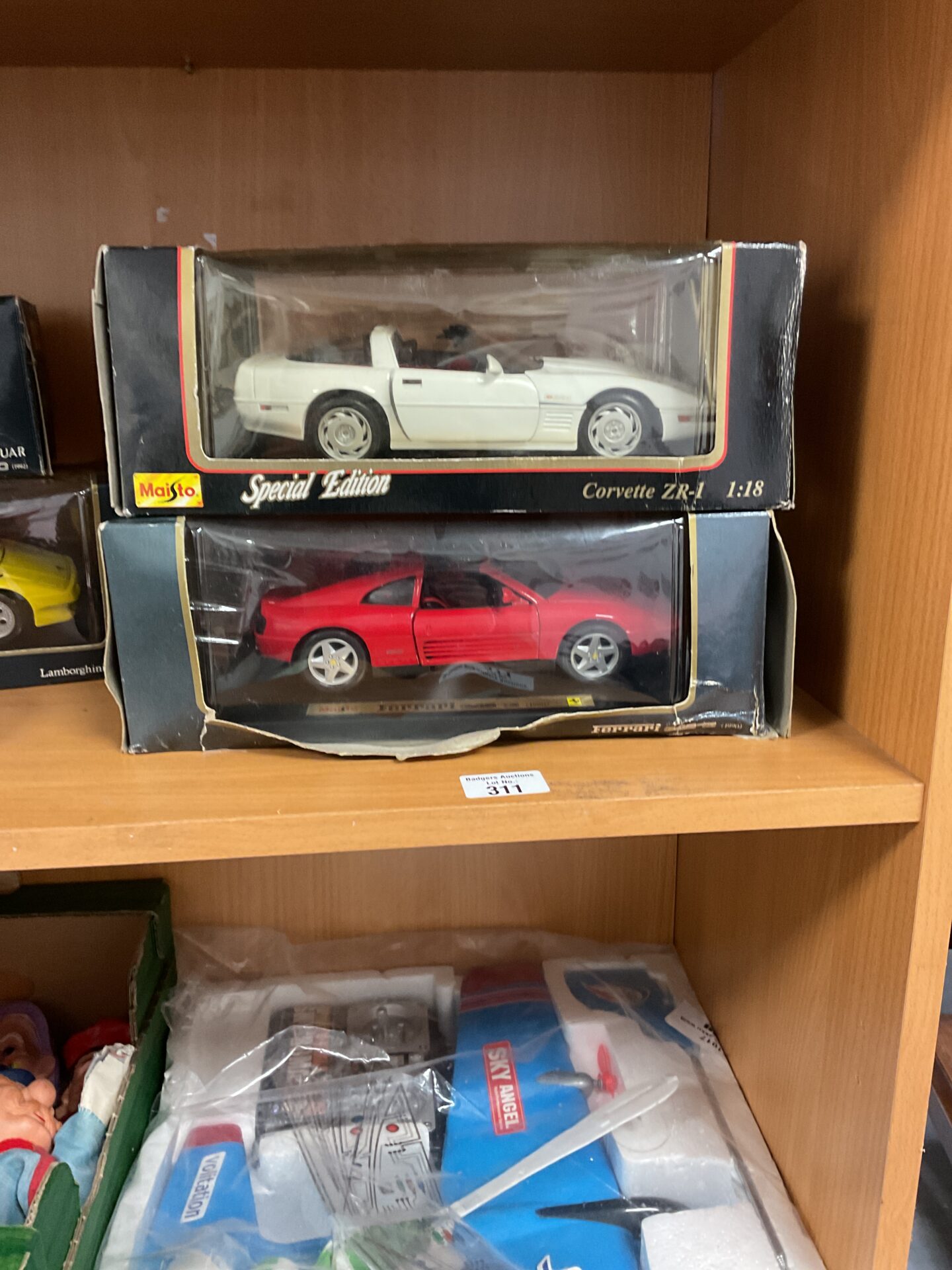 311 Diecast model of Corvette ZR-1 and Ferrari 348 ts