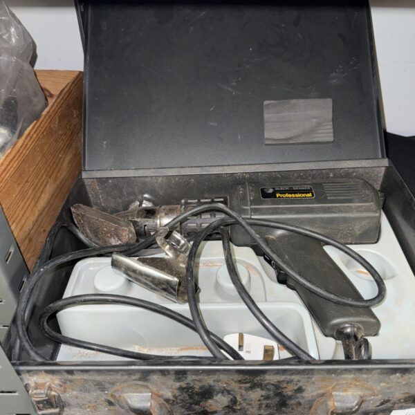 Black and Decker professional heat gun with attachments.