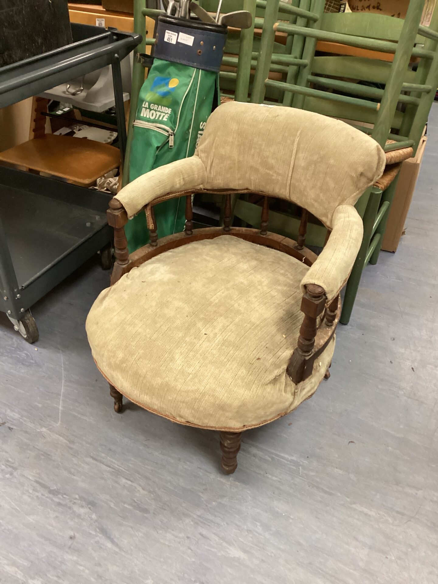 452 Antique Victorian Bow Chair